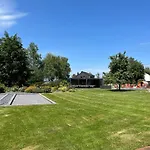Luxury With Pool Holiday home *