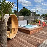 Luxury With Pool
