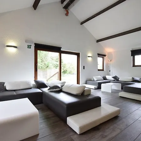 Holiday home Spacious La Roche En Ardenne With Pool