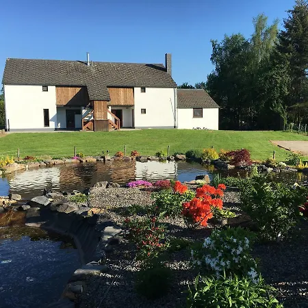 Spacious La Roche En Ardenne With Pool * Beausaint